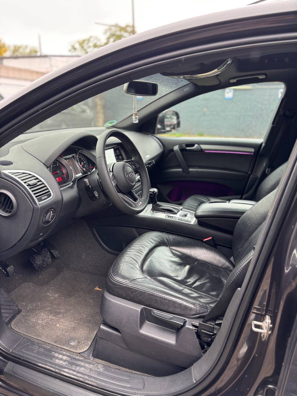 Foto 7 von 12 – AUDI AUDI Q7