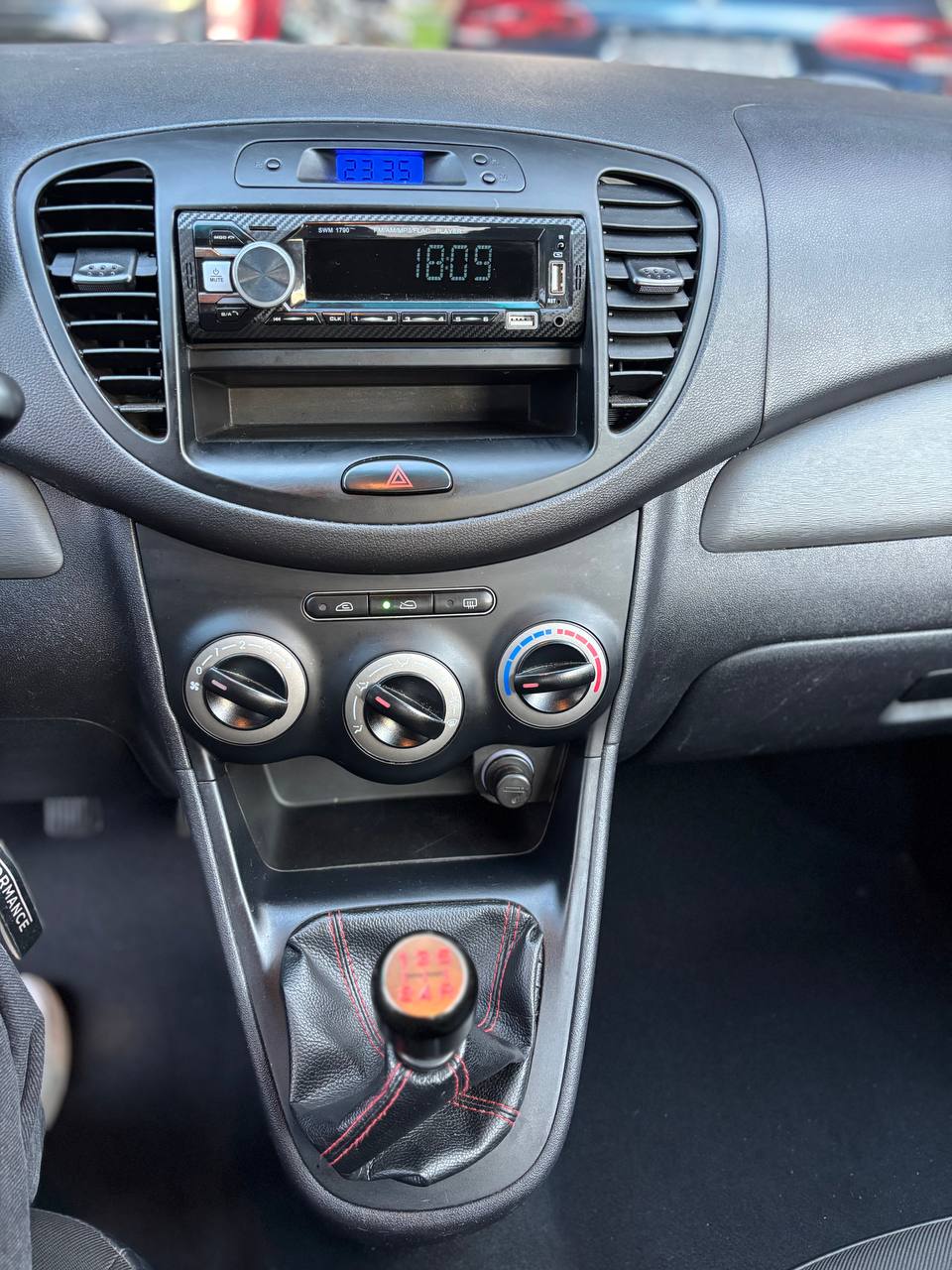 Foto 12 von 17 – HYUNDAI M55AZ1