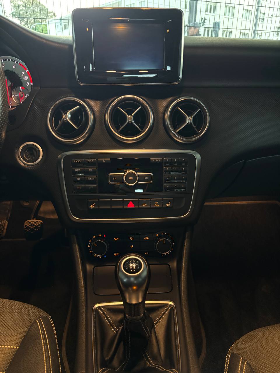 Foto 12 von 19 – MERCEDES-BENZ A 200